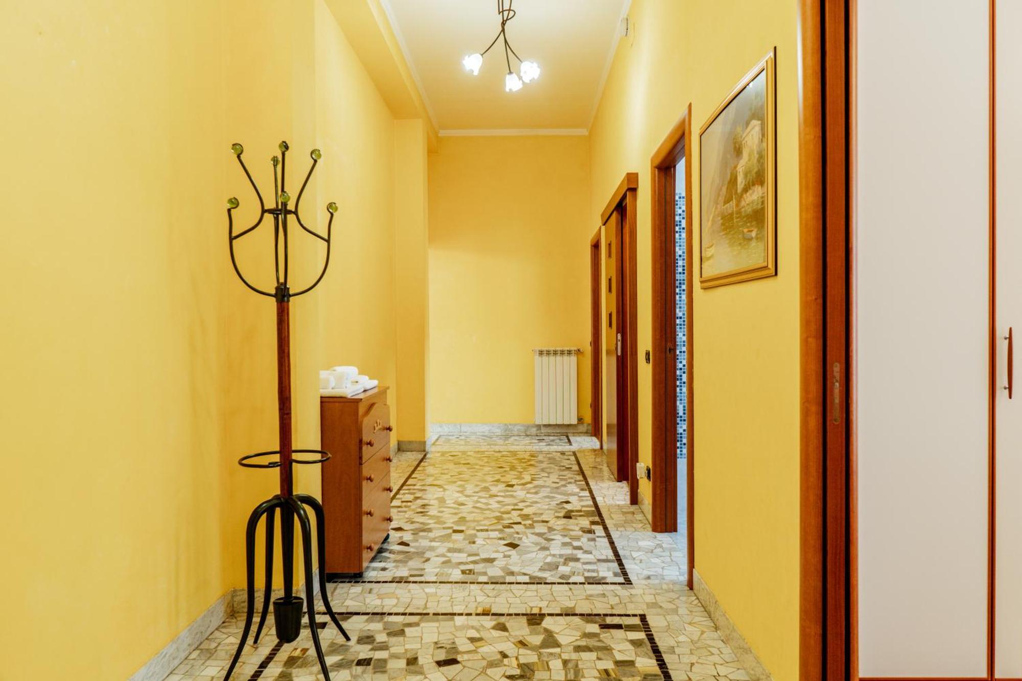 Luxe Apartment Near Milano, Rho Fiera E Mxp Busto Arsizio Luaran gambar